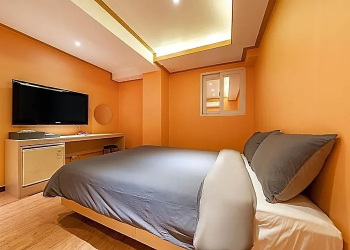 Hngstay Hotel 2*